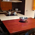 Piso Moderno Isabel شقة