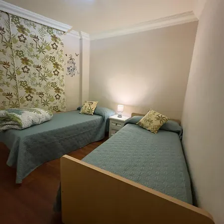 Piso Moderno Isabel Lejlighed *